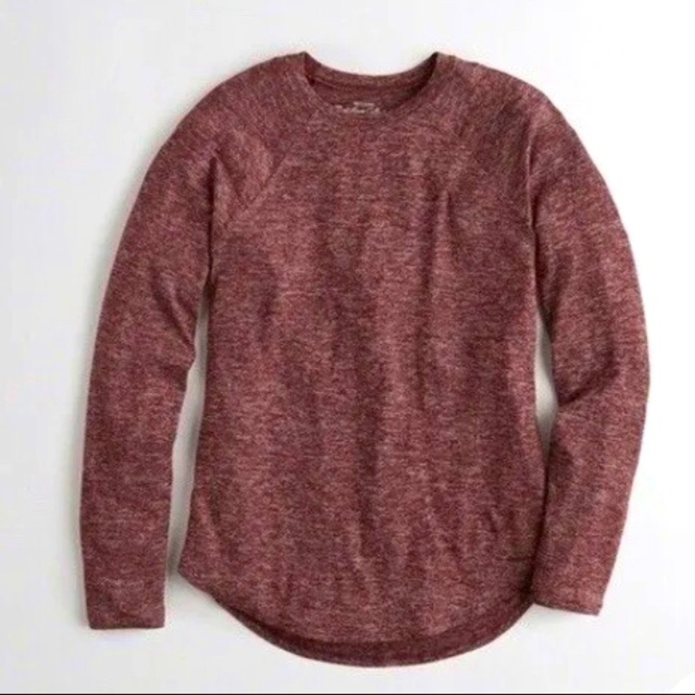 Hollister long sleeve women's tee. I used it once.